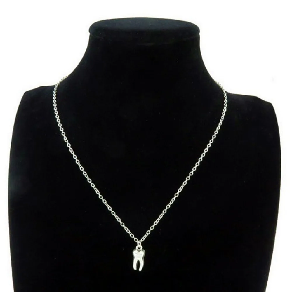 Retro Creative Silver Color Geometric Stereo Tooth Model Pendant Necklace for Women Men Medical Student Fashion Jewelry Gifts