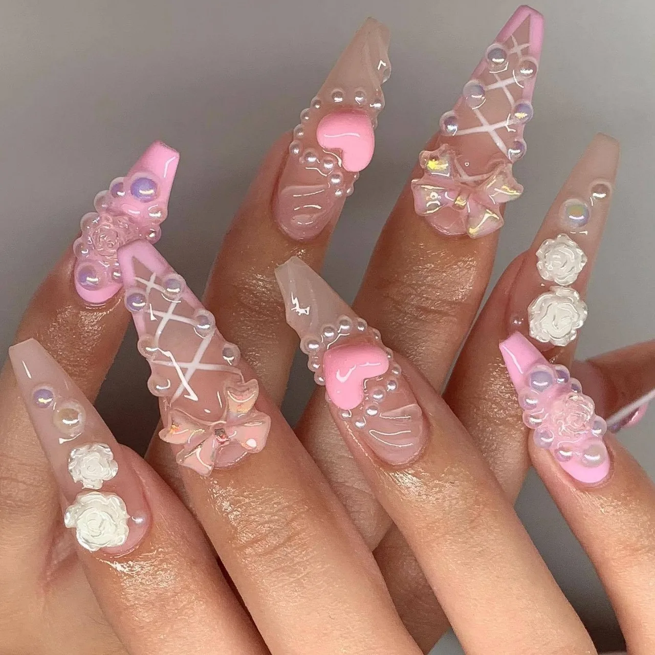 

24Pcs Long French Ballet Press on Fake Nails White Stripe Detachable False Nails 3D Flower Bow Pearl Heart Full Cover Nails Tips