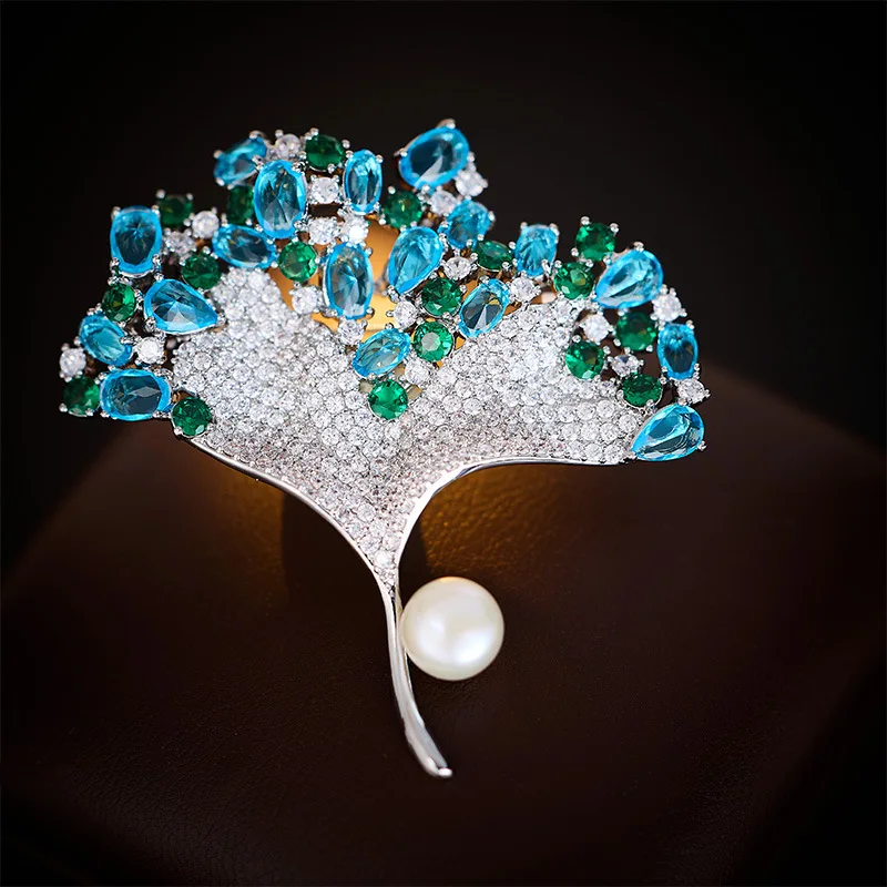 High-end Korean Style Dreamy Blue Ginkgo Leaf Brooch Freshwater Pearl Light Luxury Micro-inlaid Zircon Suit Coat Accessory