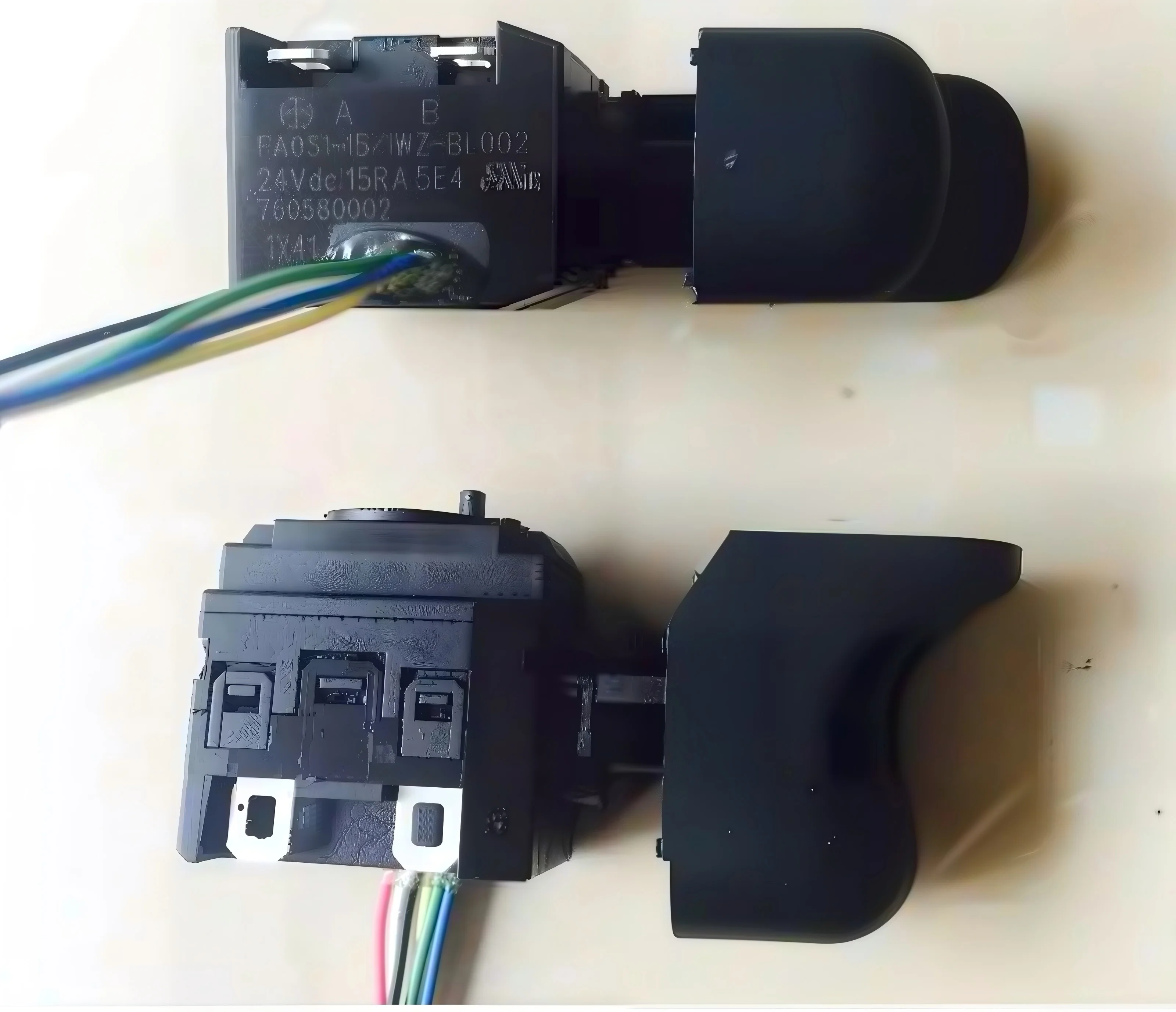FA031-15/1WZ-BL002 24Vdc. 15RA 760580002 Electric Drill Switch. Brand New. In Stock.