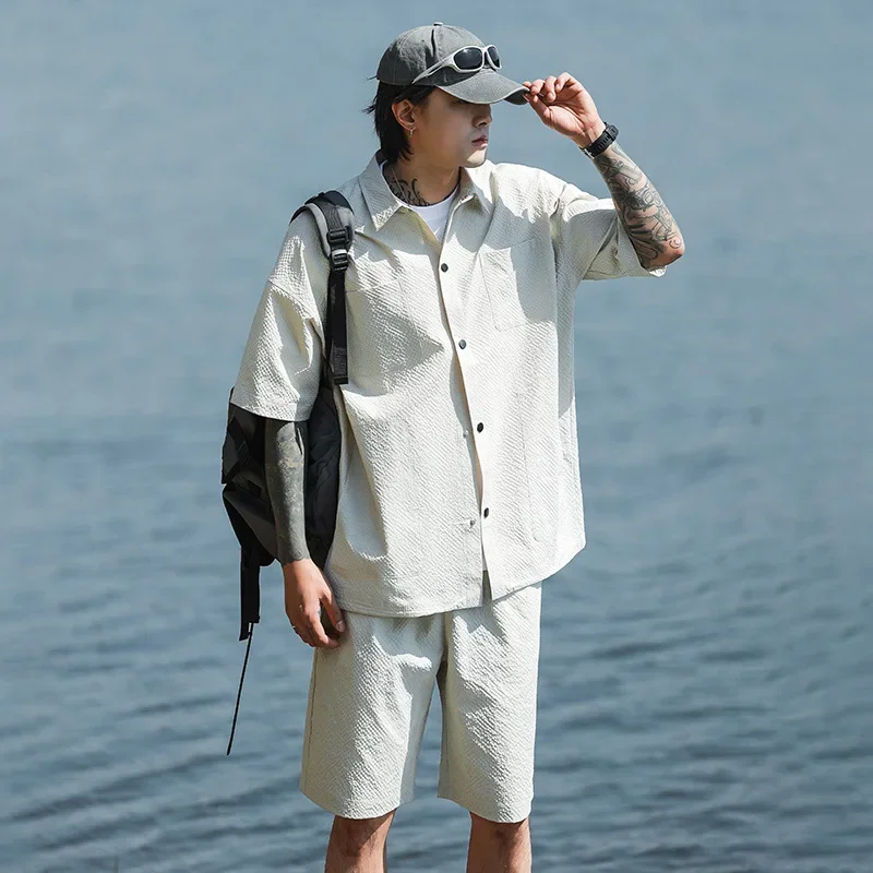 Conjuntos de manga corta de lino para hombre, camisa de seda y pantalones cortos de hielo de un solo pecho, chaqueta fina de media manga, traje deportivo suelto de verano