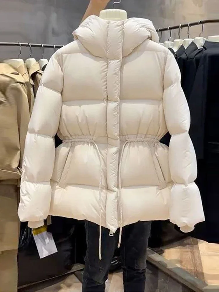 Gepolsterte Jacken mit Kapuze, Stehkragen und Taillenbetonung für Damen, lässige Langarmjacken mit Reißverschluss, einfarbige, schlanke Mäntel, neue Winteroberbekleidung für Damen. – Detail 4