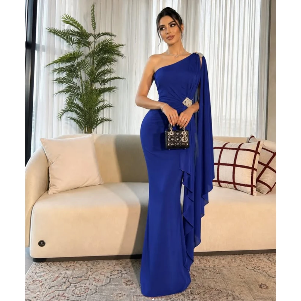 Vestido de noche personalizado de color azul real con un solo hombro y fajín con cuentas, vestido de fiesta formal para mujer