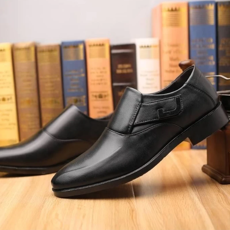

Spring Autumn Black Men's Formal Shoes Round Toe Cheap Clearance Elegant and Classic Italian Low Price Suit New Social Shoe Male