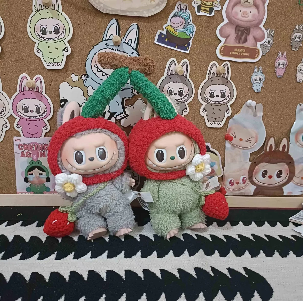Labubu Doll Clothes 17cm Baby Twins Clothes Replacement Glue Doll Cherry Suit Kawaii V1 V2 Doll Clothing Accessories Suit Gifts