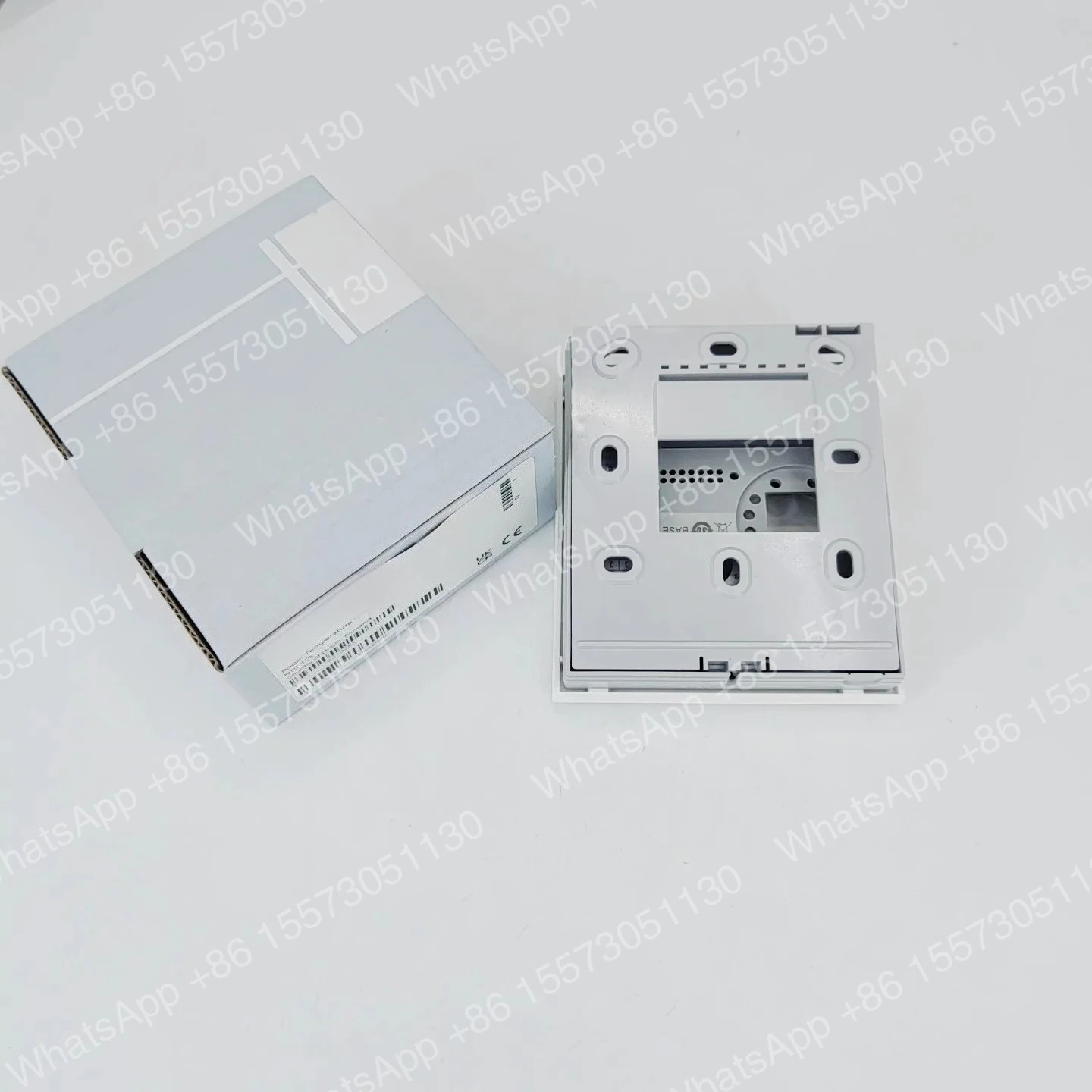 indoor temperature sensor QAA2010 pt100  QAA2012 pt1000  QAA2030  QAA2061 0-10V  QAA2061D