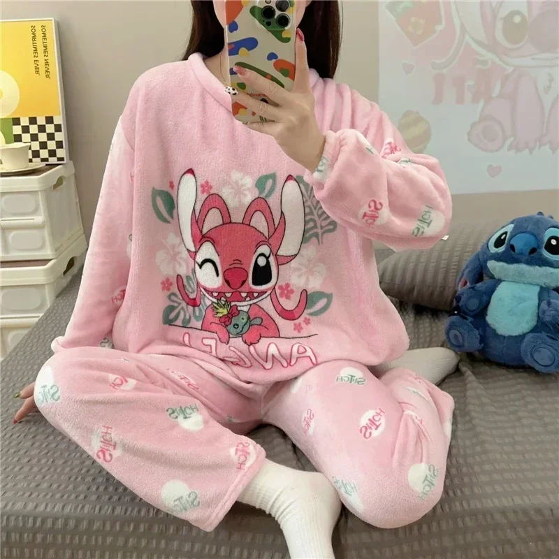 Disney Mickey Mouse winter new flannel women\'s pajamas silk pajamas women\'s cartoon thermal and velvet HelloKitty loungewear set