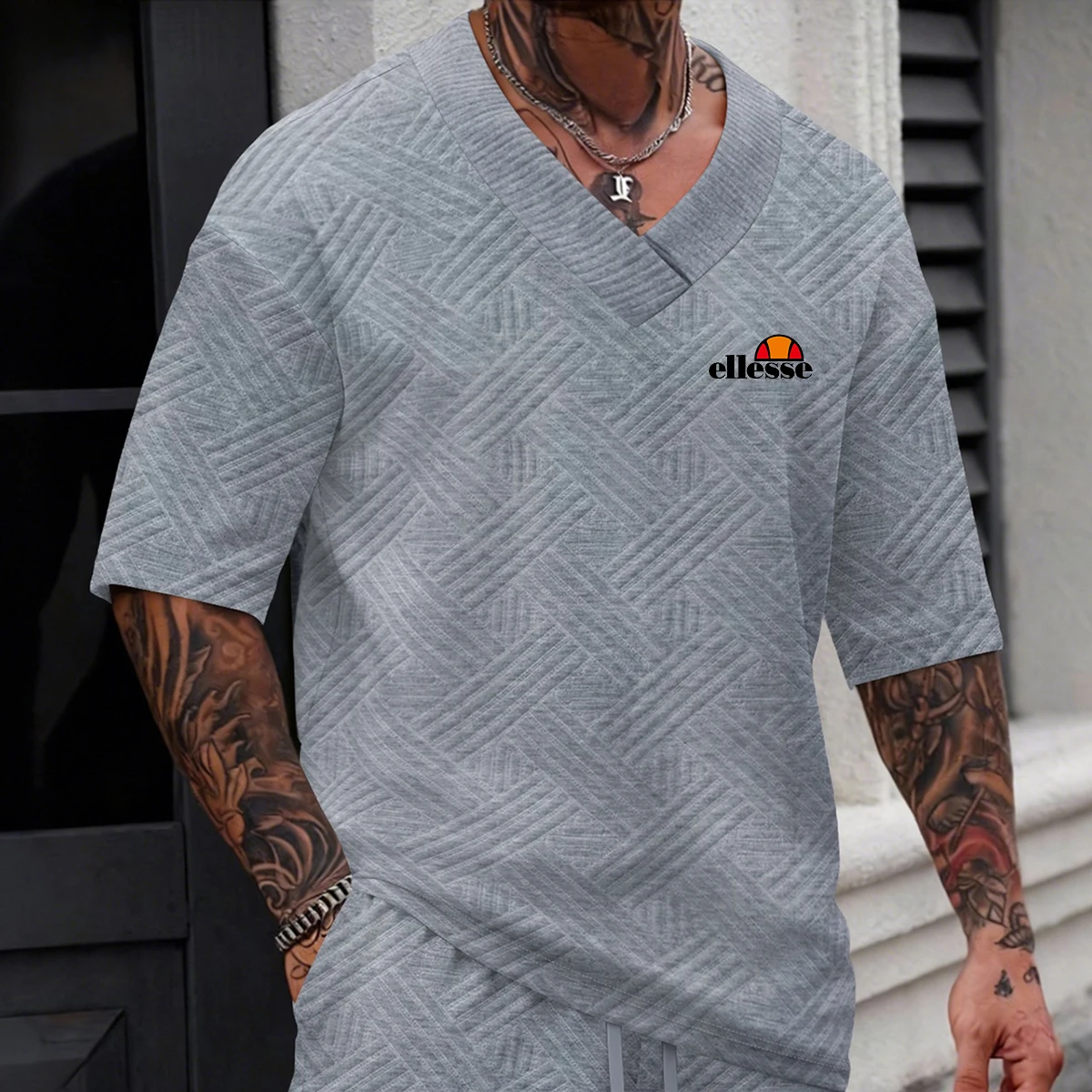 Trendy Men's V-Neck Short Sleeve T-Shirt, Lightweight & Moisture-Wicking, Diamond Jacquard Design,Casual Short Sleeve Top