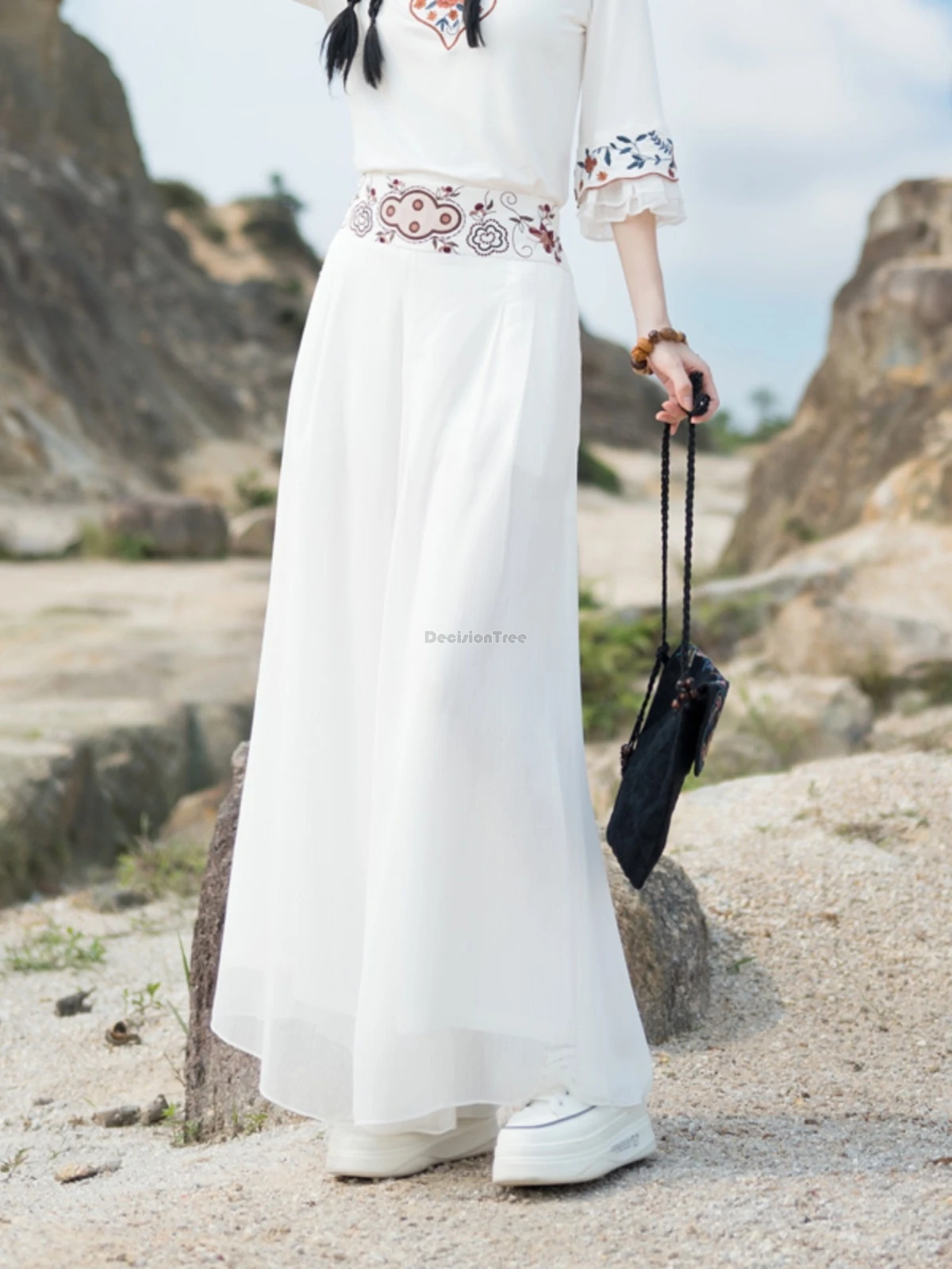

2025 women's new chinese national style summer white black elastic waist high-waisted embroidery casual yarn wide-leg pants t001