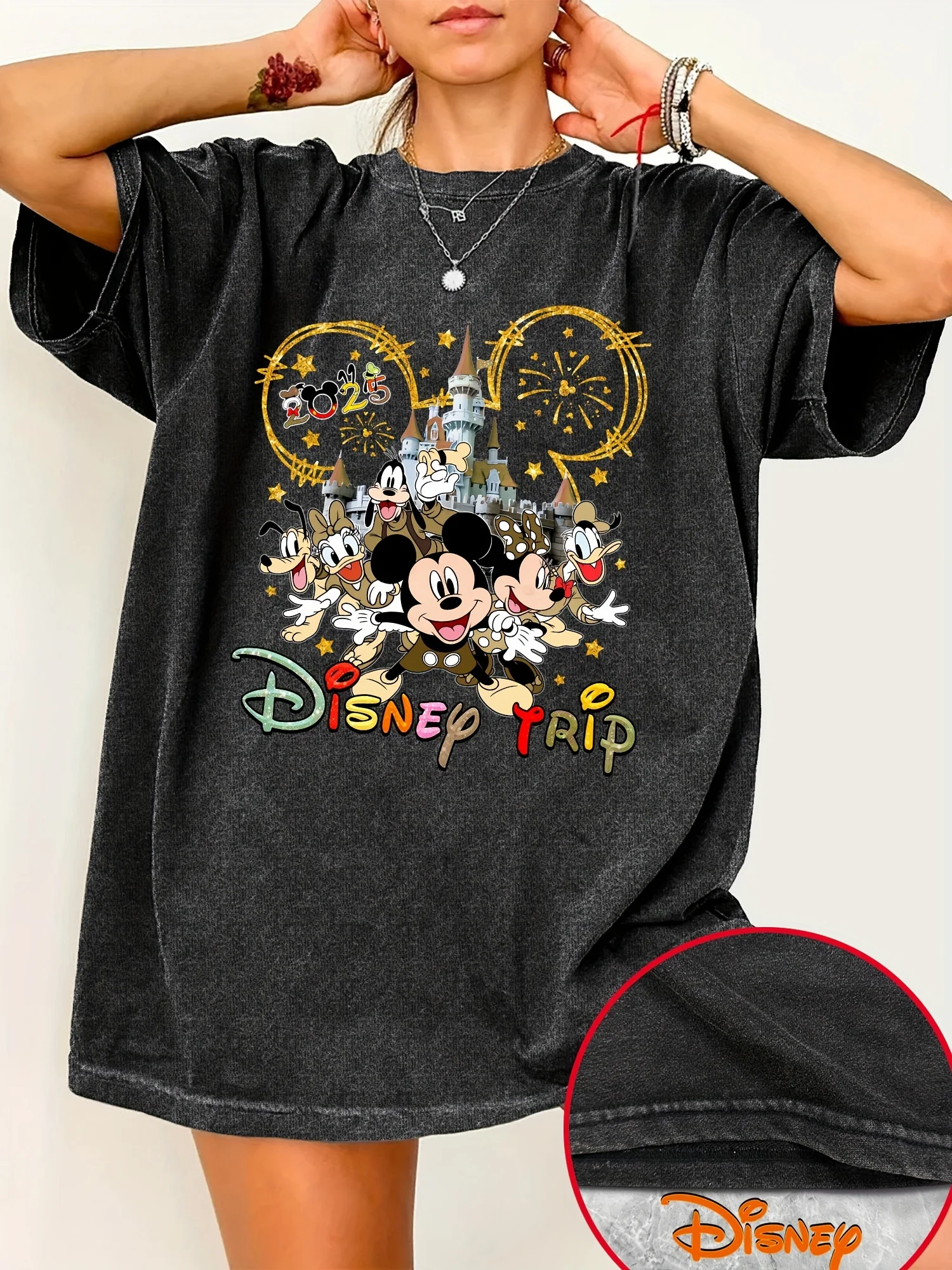 تي شيرت نسائي بتصميم ديزني - تي شيرت صيفي كاجوال فضفاض بأكمام قصيرة ورقبة دائرية أسود بتصميم ميكي ماوس ديزني لاند #1