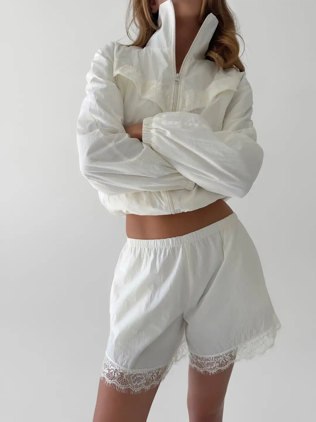 White 2piece Set Stand‑collar Zip Cropped Windbreaker Jacket Elastic Waist Lace Hem Shorts Windproof Casual Sports Tracksuit New