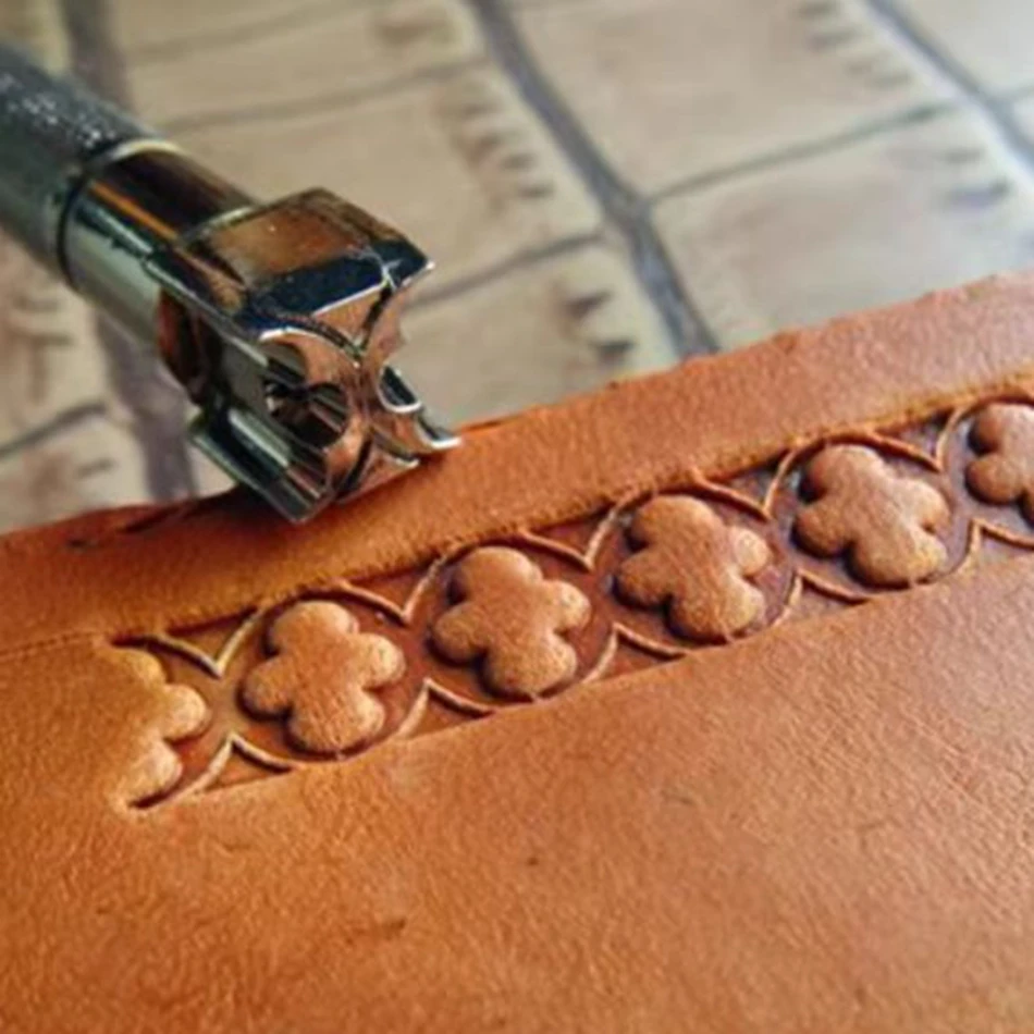 

Leathercraft hardware tools, precision steel engraving and embossing tools, decorative frame patterns. Custom orders accepted.
