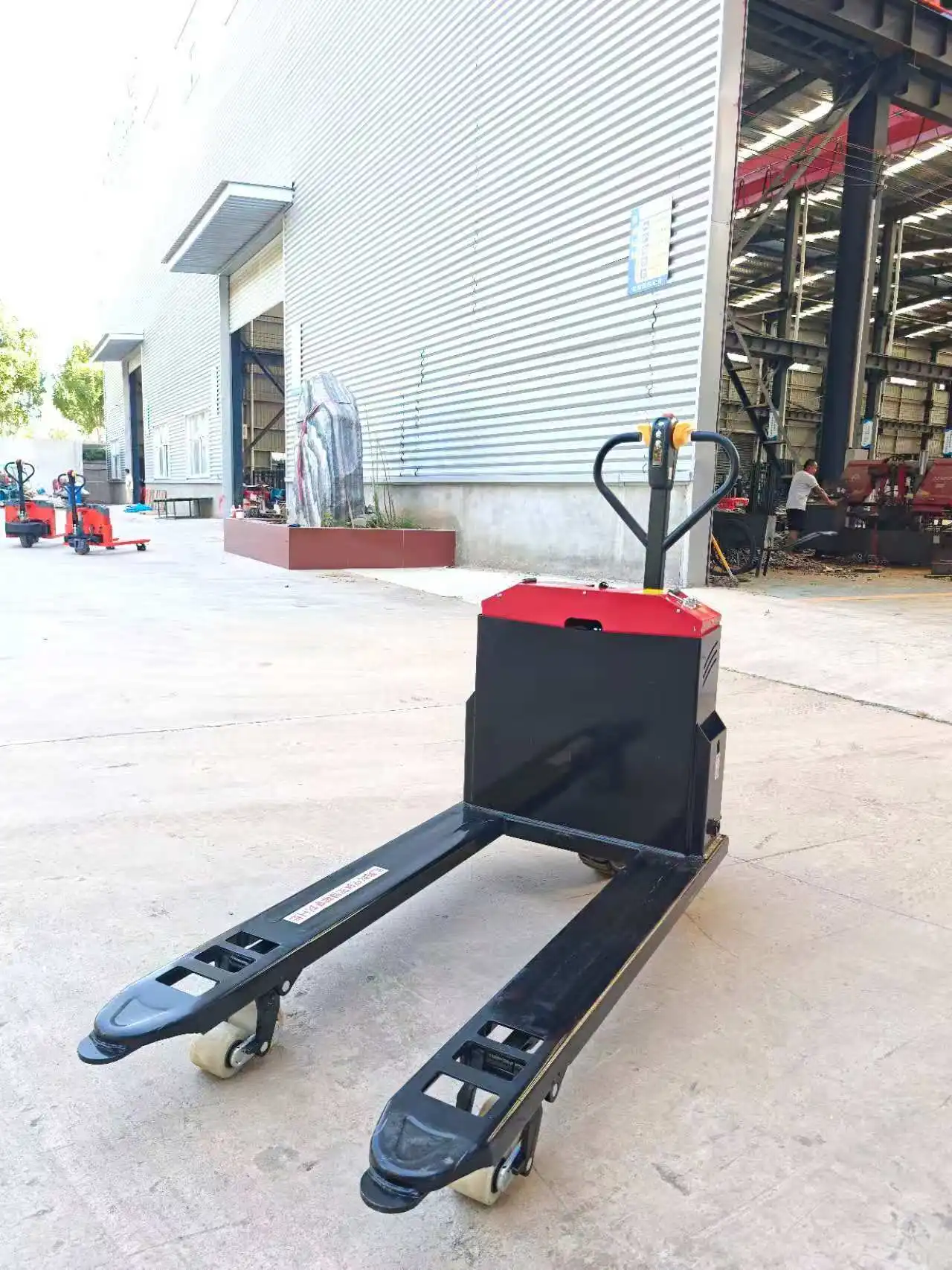 

Heavy Duty 300KG Electric Pallet Truck 48V20AH Lithium Battery Certified Warehouse Transporter 800W AWD 1200mm Fork Length
