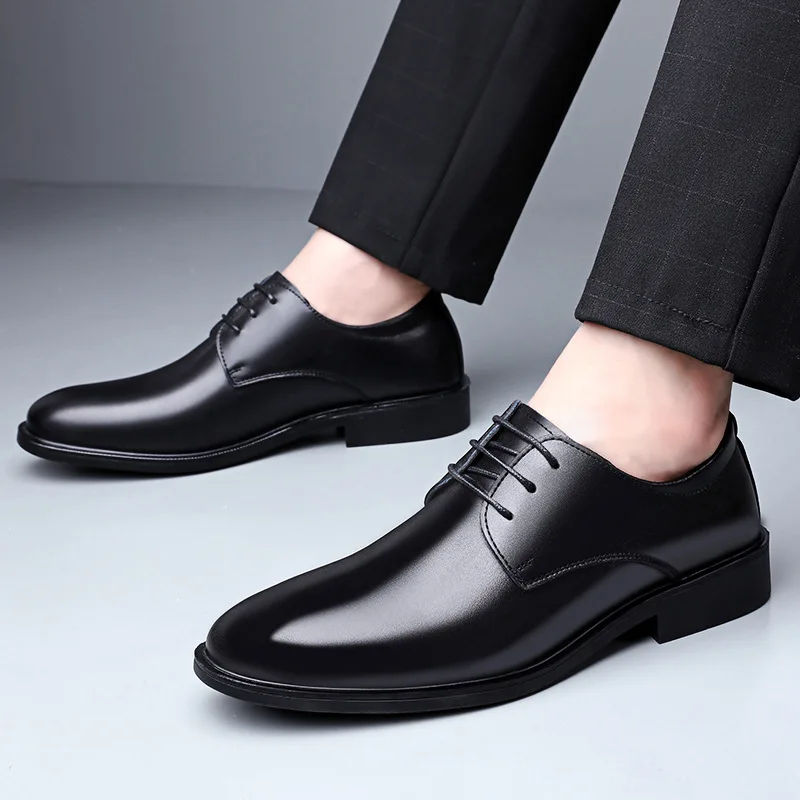 Koreaanse puntige platformschoenen met veters voor heren Zakelijke formele casual leren schoenen Man effen kleur Nieuwe designer trouwschoen