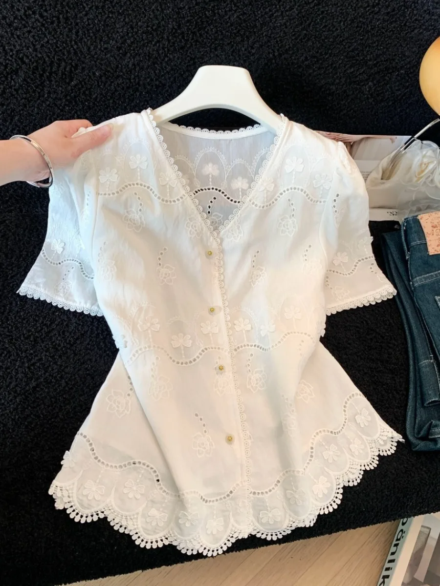 

Elegant Short Sleeve Embroidered Lace Shirt Women's Summer Fashion Top Hollow out Design Versatile Style V-Neck Casual Wear