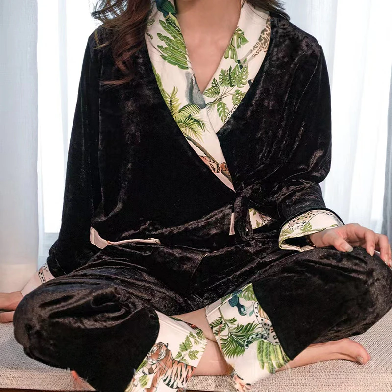 

2024 New Pajamas Women's New Long-sleeved Contrasting Color Suit Can Be Worn Outside Autumn and Winter High-end Warm Loungewear