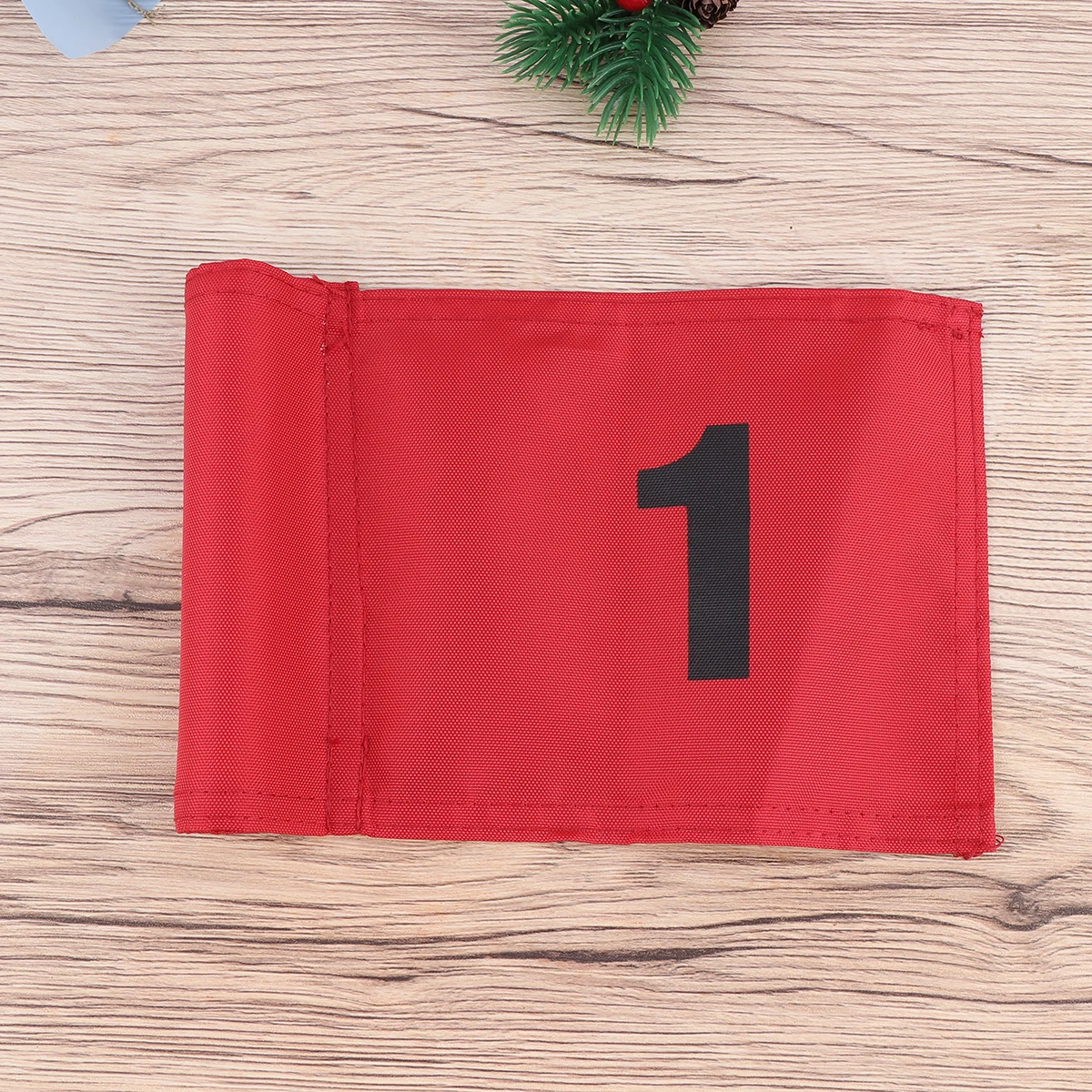 

1Pcs Number 1 Putting with Plastic Insert for Easy Mounting - Practice Training Golf Course Marker Flag