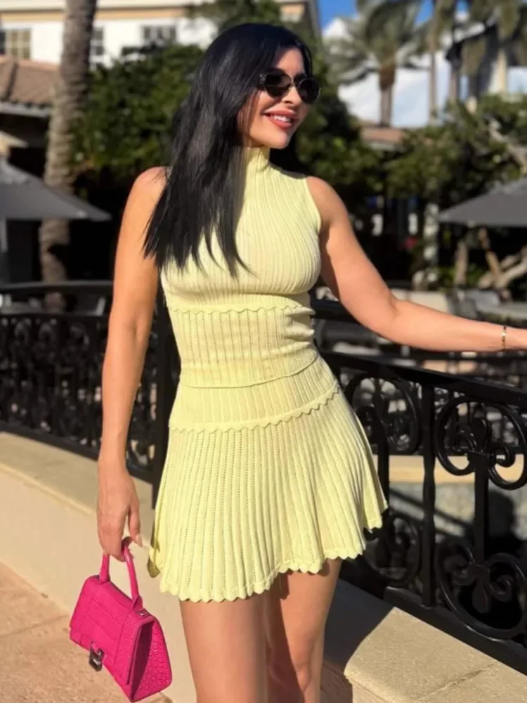 Knitted Summer Casual Fashion Basic Pullover Women Crop Tops Vest Mini Wrap Sexy Club Pleated Wrap Skirt 2 Piece Set 2025 New