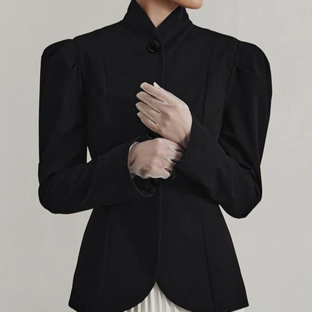 TWOTWINSTYLE Französisch Elegante Retro Schwarz Blazer für Frauen Stehen Kragen Puff Sleeve Abnehmen Pendler Mäntel Weibliche Winter Kleidung