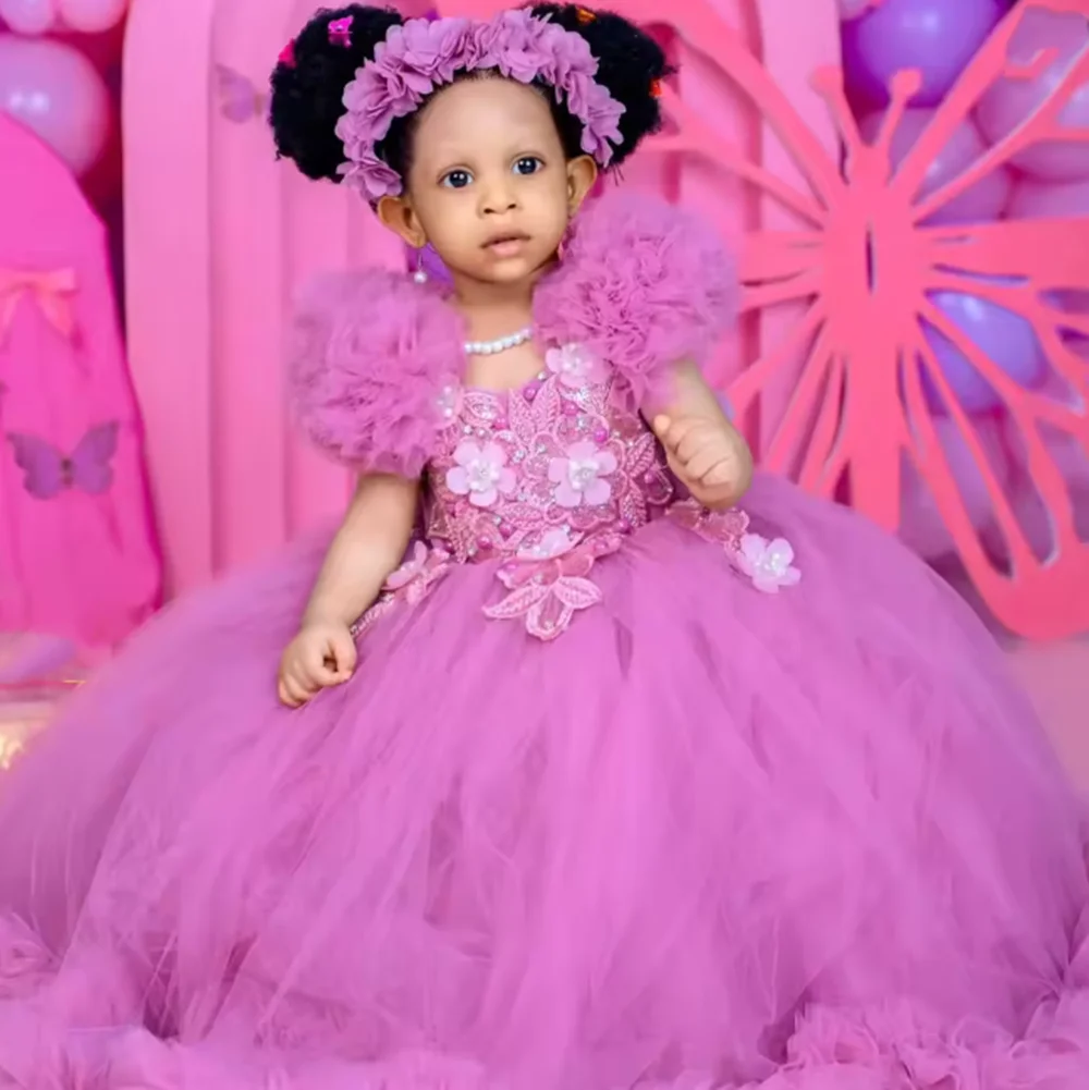 웨딩, 생일 파티, 볼 가운, 사진 촬영 의상용 레이어드 아플리케와 진주 디테일이 있는 맞춤형 퍼프 스커트