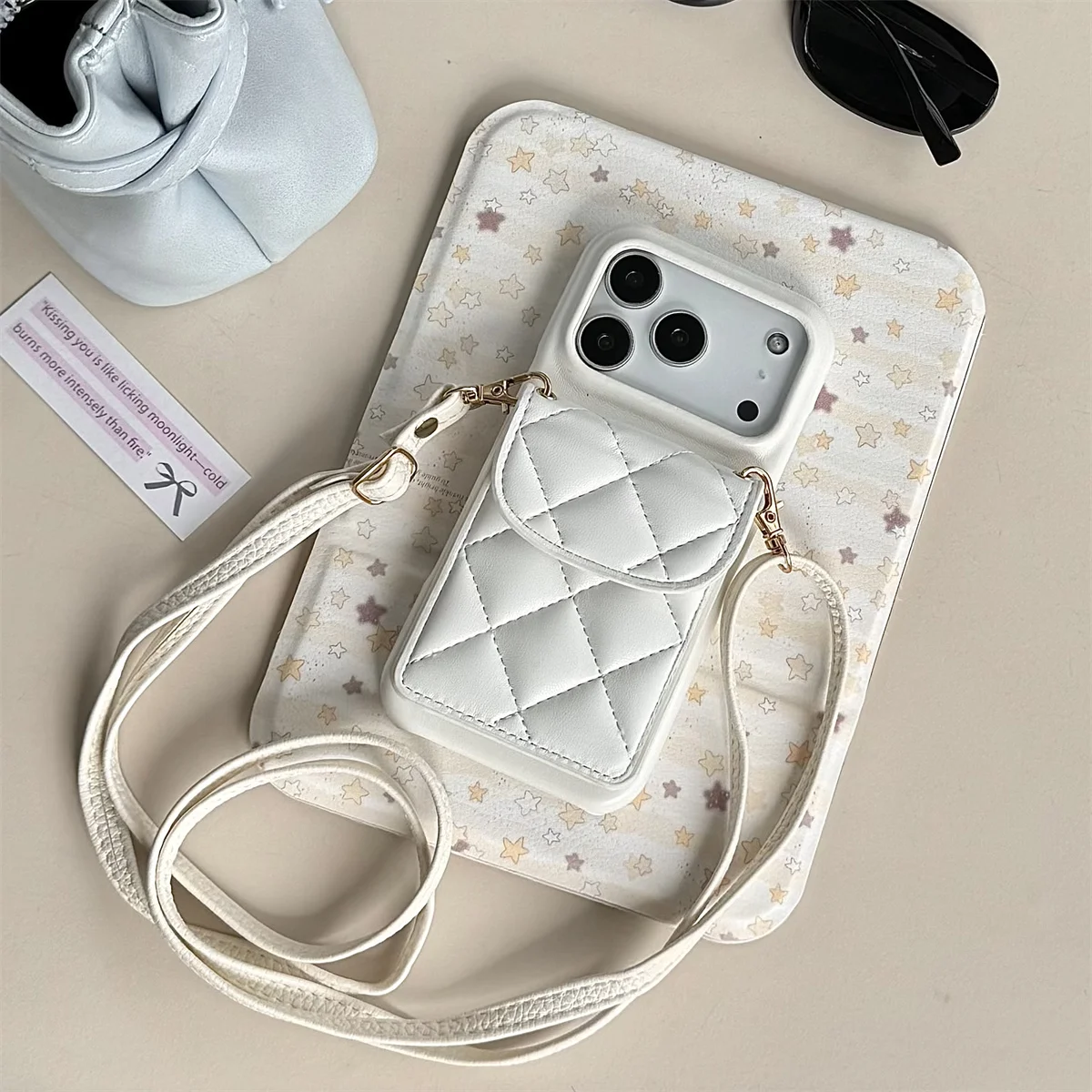 เคสโทรศัพท์แบบสายคล้องคอพร้อมช่องใส่บัตร สำหรับ iPhone 17 Air 16 15 Plus 14 13 Pro Max  กระเป๋าหนังแบบมีสายคล้อง