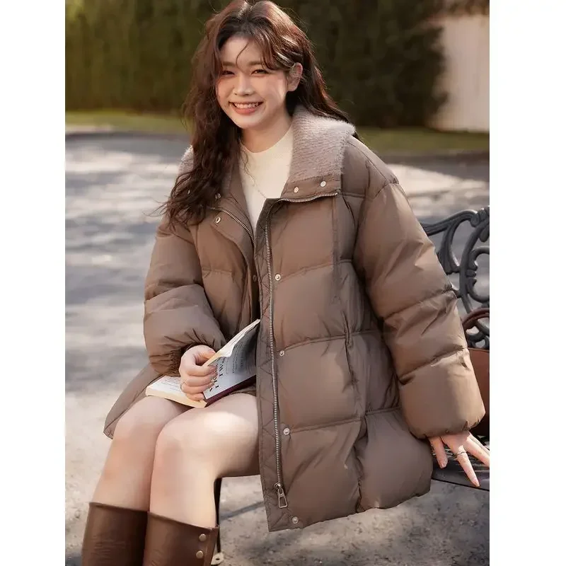 Piumino da donna invernale moda 2025 Giacca oversize con giunture per pendolari