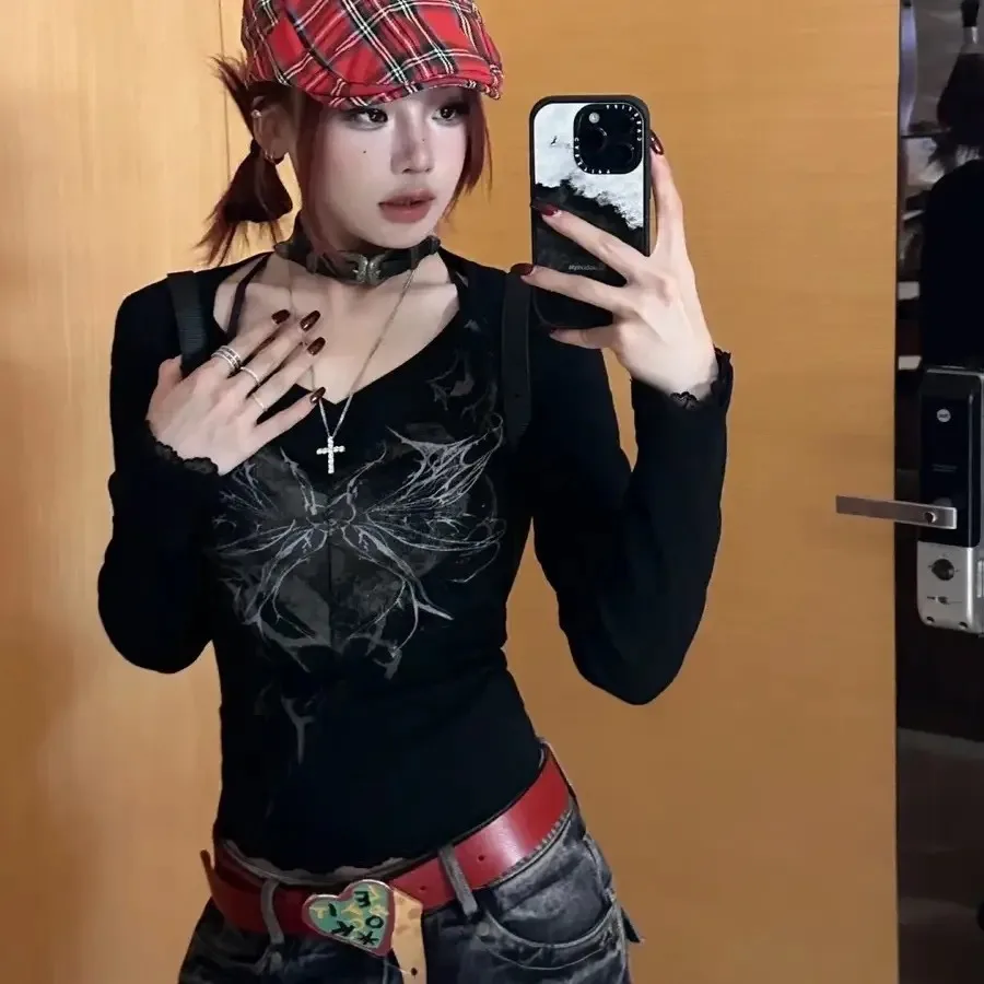 

Новая летняя укороченная футболка с кружевной отделкой и принтом для женщин, в стиле американской субкультуры Y2K, облегающий топ для многослойных образов, уличная одежда, гранж