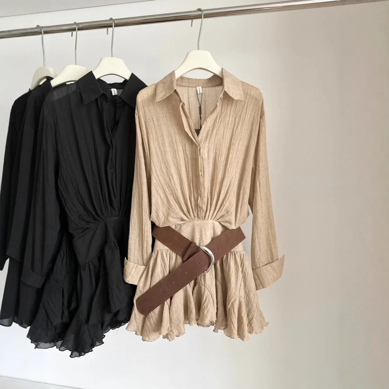 Sorella Star Abiti Moda Casual Falso in due pezzi Splicing Camicia a maniche corte Temperamento Pendolarismo Gonna corta a pieghe Outfit