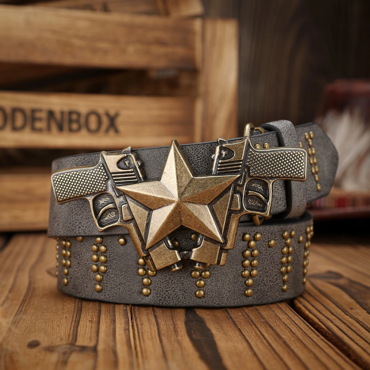 A Western-style PU Belt Suitable for Both Men and Women, in Bohemian Style and Retro, Is Perfect for Daily Casual Outings