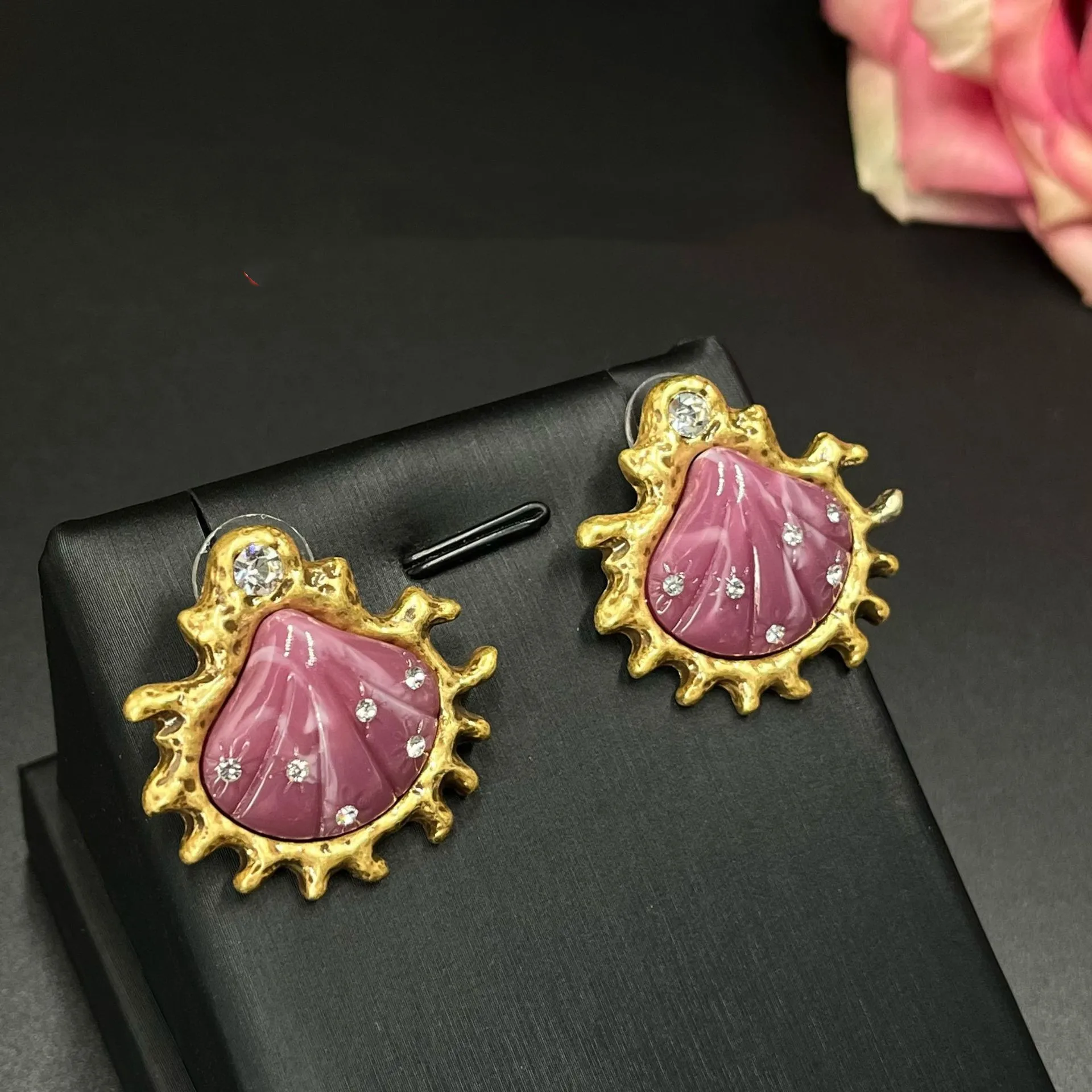 Vintage flame purple shell earrings