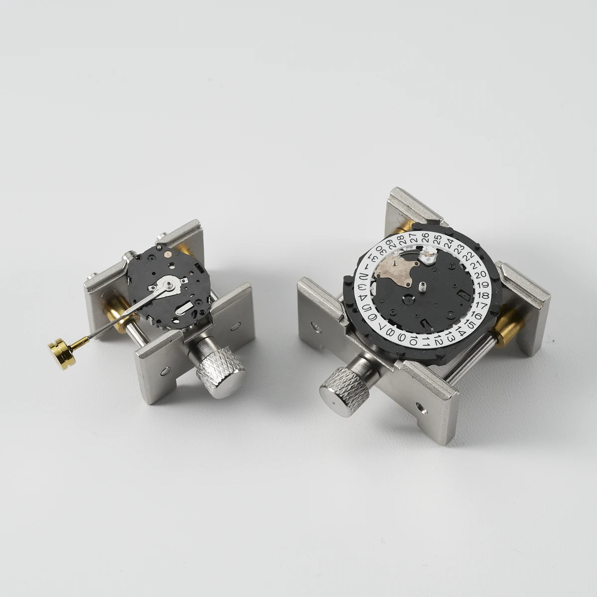 2pcs Zinc Alloy Universal Watch Movement Holder Fixed Base 2in1 Watches Case Clamp Repair Tools for Watchmaker