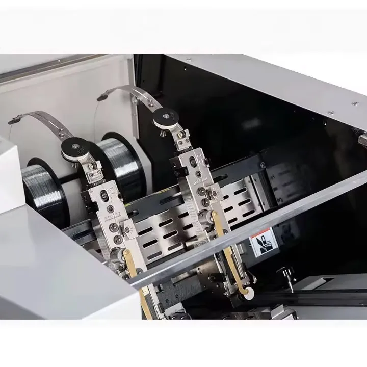 QK-Z1710 للبيع آلة صنع كتيب الأسلاك الأوتوماتيكية صانع الكتب آلات تجليد السرج والخياطة القابلة للطي