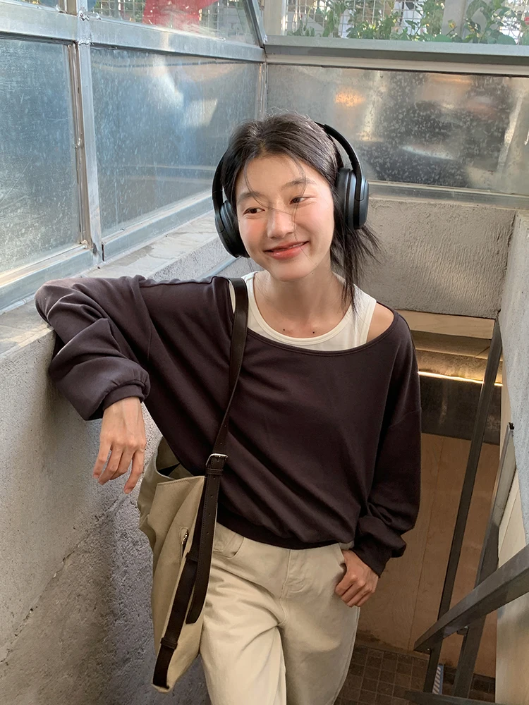 

Loose Long Sve T-irt Women's Spring 2026 New Korean Sle Patchwork Fake Two-Piece Design Casual Lazy Sle Top