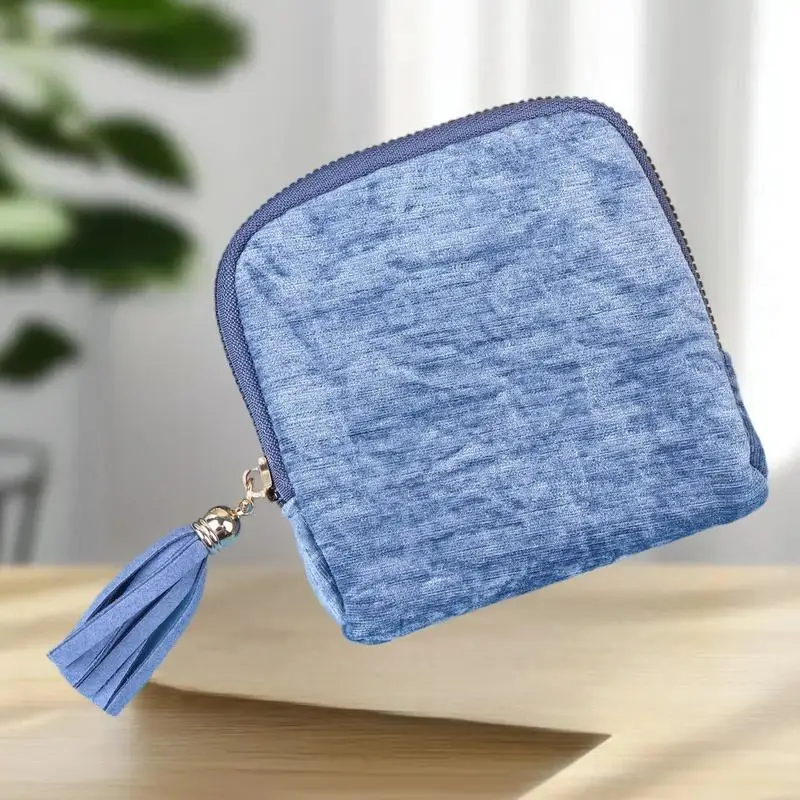 

Brilliant Tassel Pendant Jewelry Bag with Zip Closure; Ideal for Traveling with Large Crystals and Bracelets