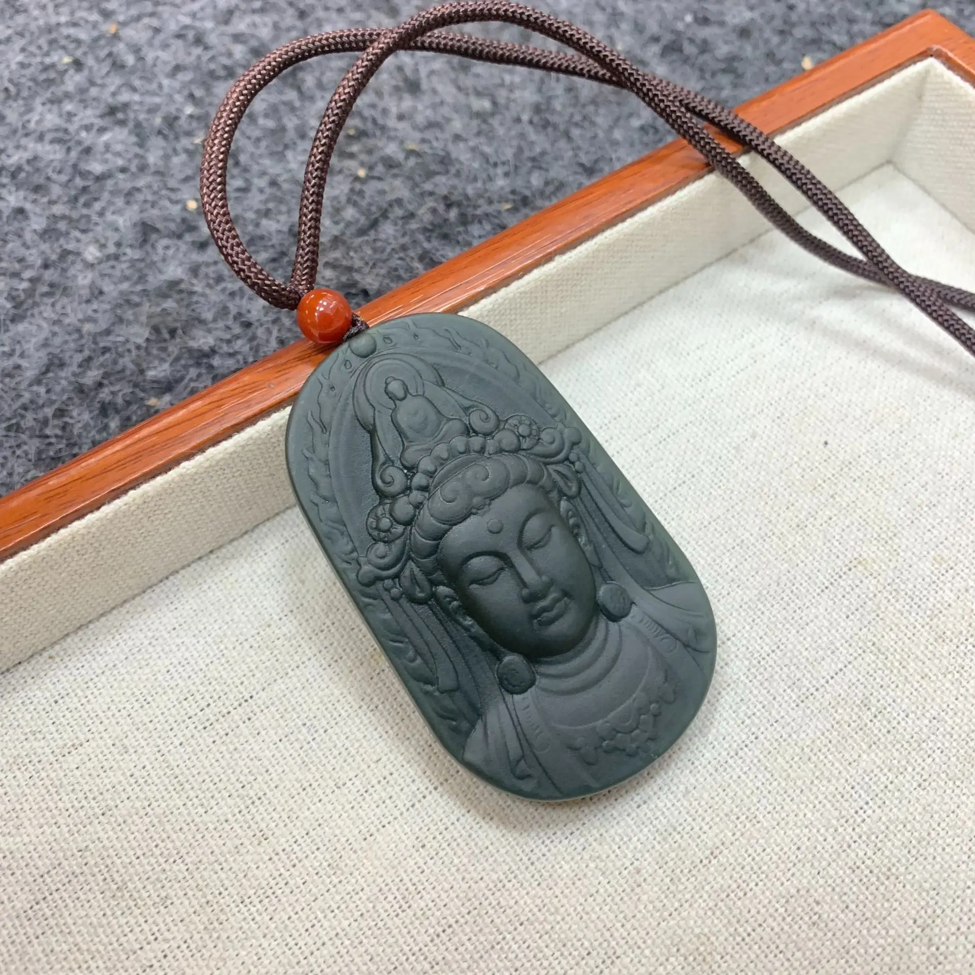 Amitabha Pendant Necklace Hetian Jade Sapphire Guanyin Pendant Wushi Brand Auspicious Amulet for Women Auspicious Maitreya