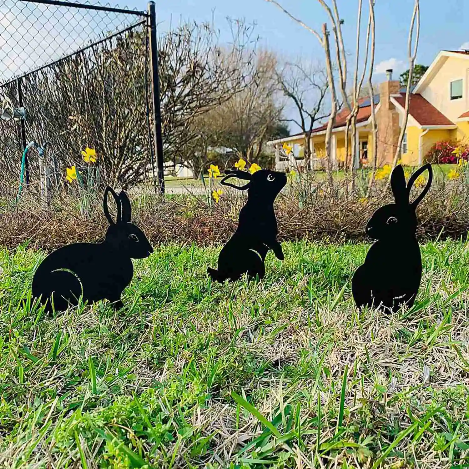 Squirrel Yard Art Decor Outdoor Lawn Black Metal Squirrel Silhouette Decor Garden Ground Insert Backyard Lawn Stakes-AA98