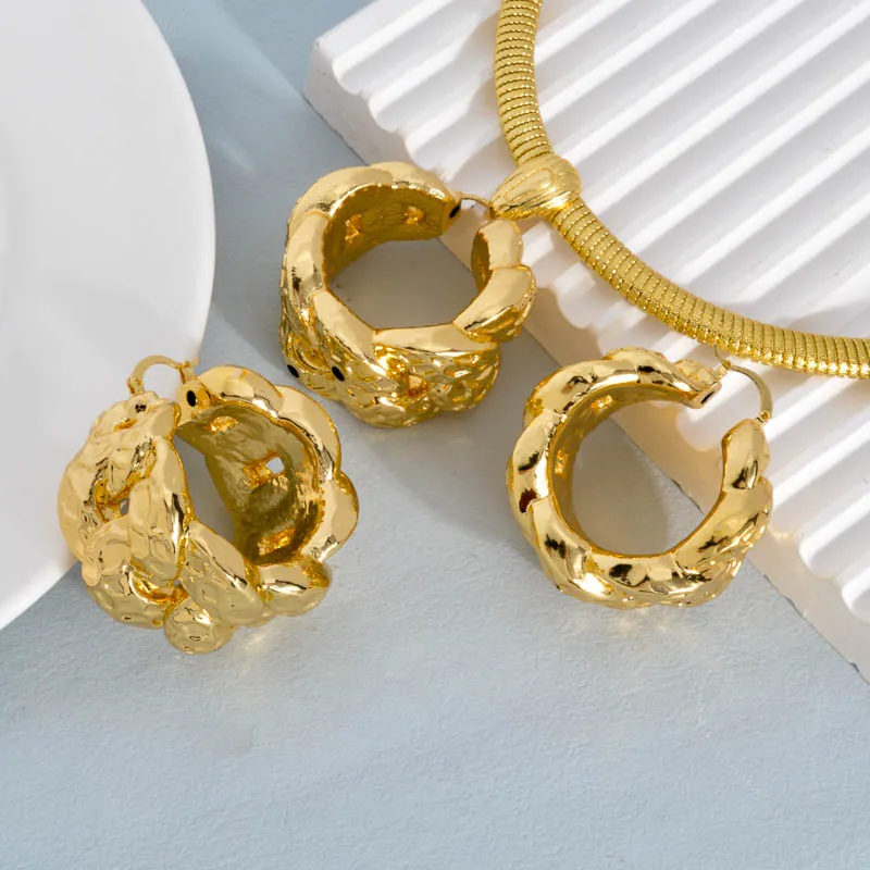 18K Gold Plated Cute Bear Pendant Necklaces Earrings Jewelry Set for Girls Women Dubai African Drop Earring Collar Jewelry Gift