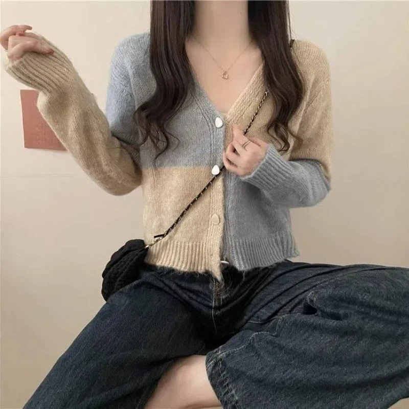 Autumn Winter New Fashion V-neck Long Sleeve Patchwork Color Blocking Cardigan Women's Clothing Button Trend Knitting Loose Tops