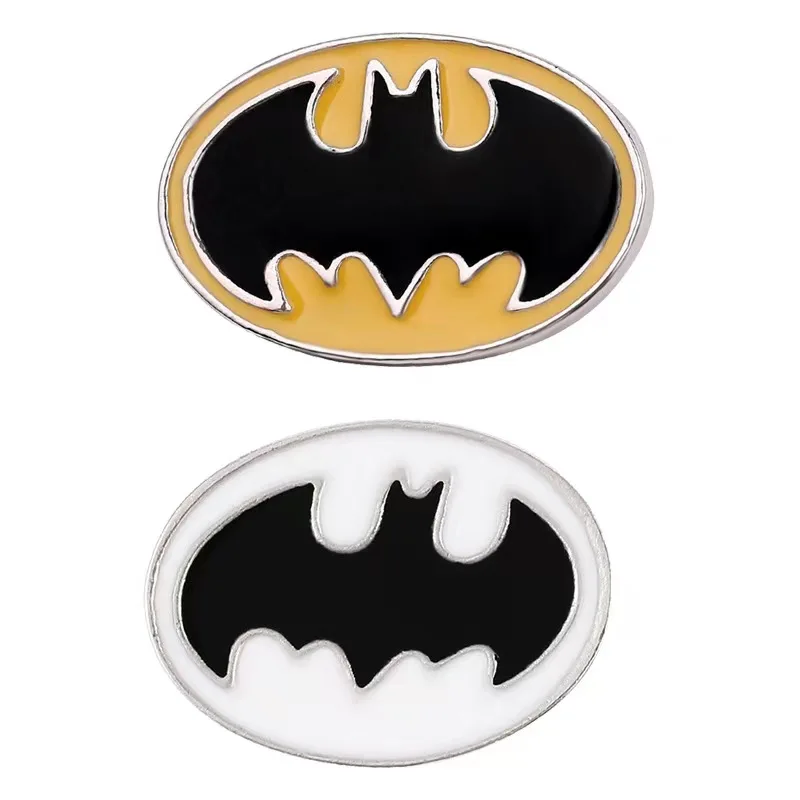 Ensemble d'épingles à revers en émail Batman, épingles à vêtements, décoration de sac à dos, accessoires de bricolage, cadeau, 2 couleurs, 2 pièces