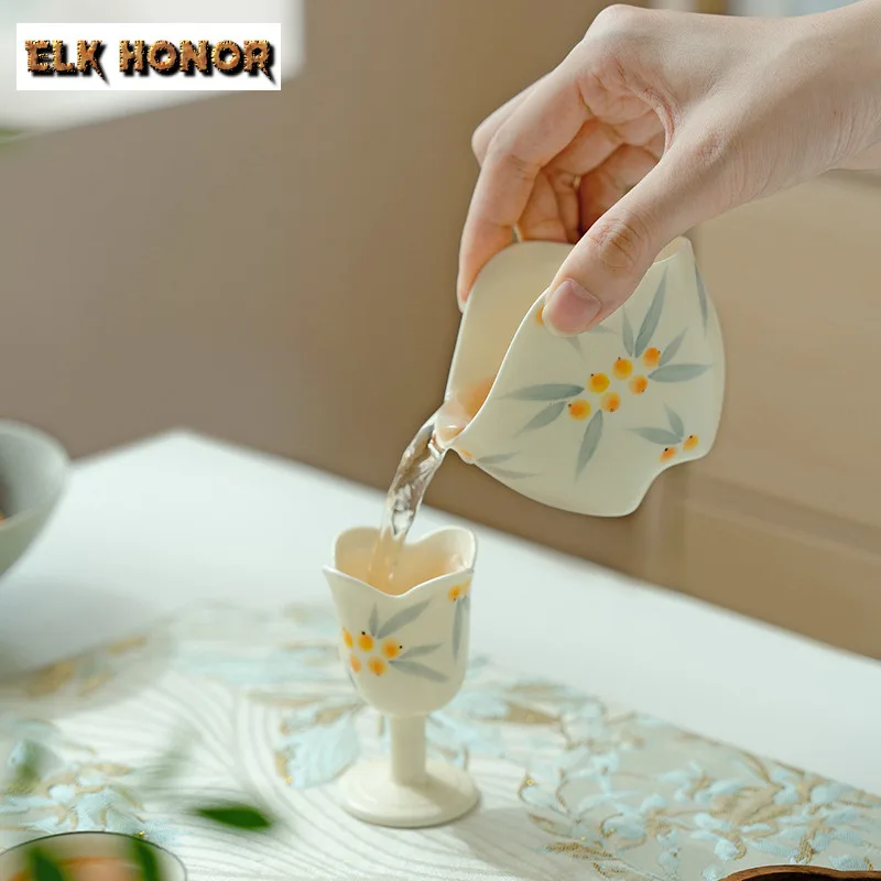 90ml Pure Hand-painted Loquat Tea Pitcher Divide Tea Cha Hai Dispenser Justice Cup Green Tea Fair Mug Cafes Collection Supplies