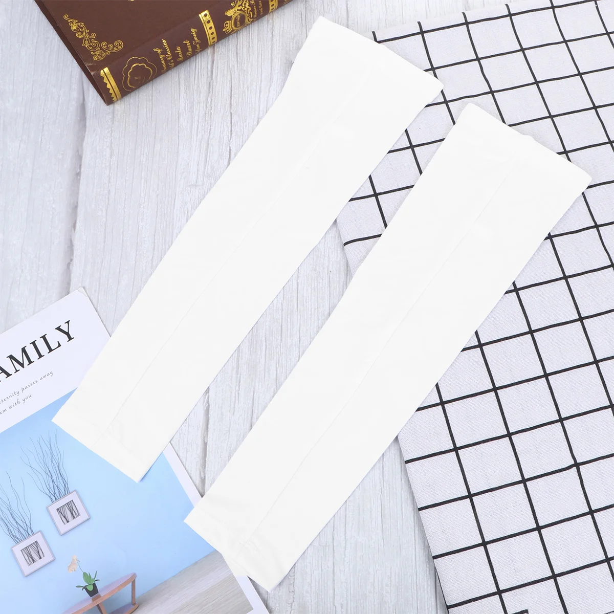 

1Pair Sunscreen Ice Silk Arm Sleeve Outdoor Uv Protection Cover for Cycling Running Driving Golf Fishing Basketball