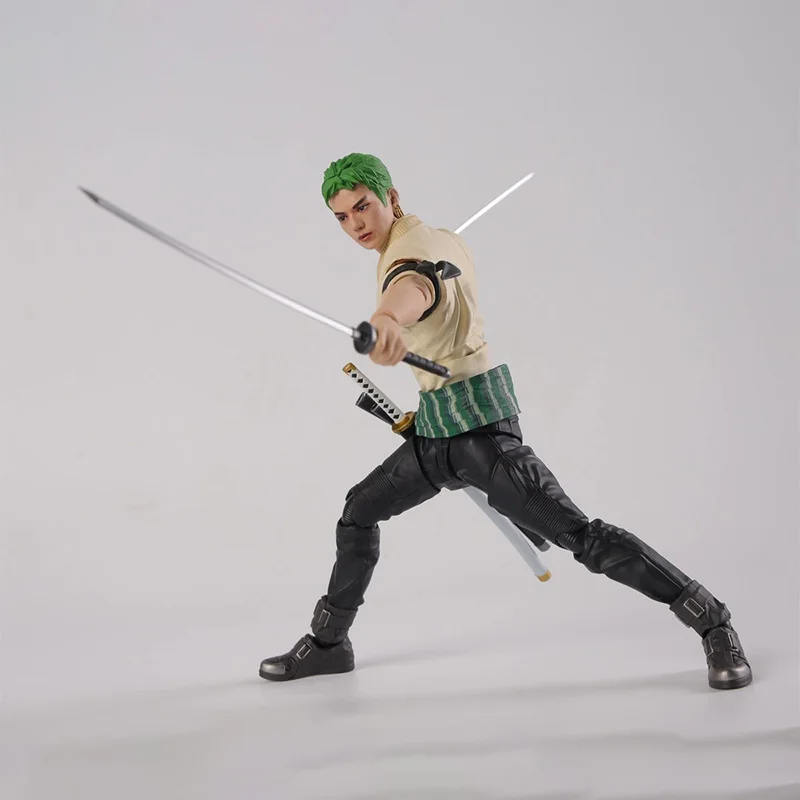 Bandai Originale Genuino Figura One Piece Stagione 1 Modello Kit SHF Roronoa Zoro Collezione Action Figure Modello per Ragazzi Giocattoli Regali