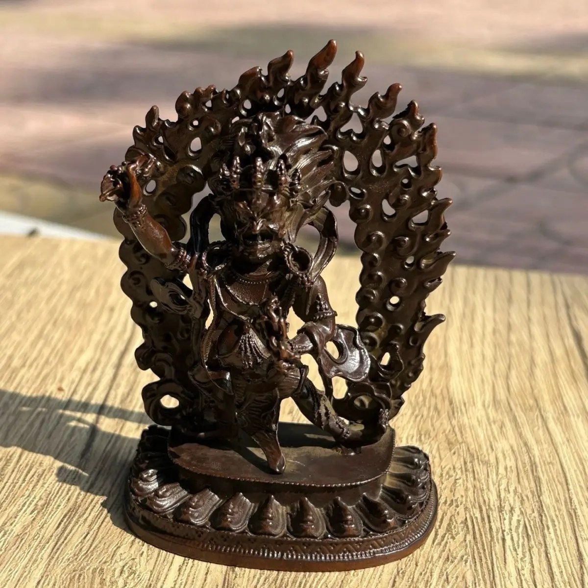 Nepal Craft Copper Black Sky Vajra Hand Bodhisattva Lord Eight Household Devotion Statues Ornament