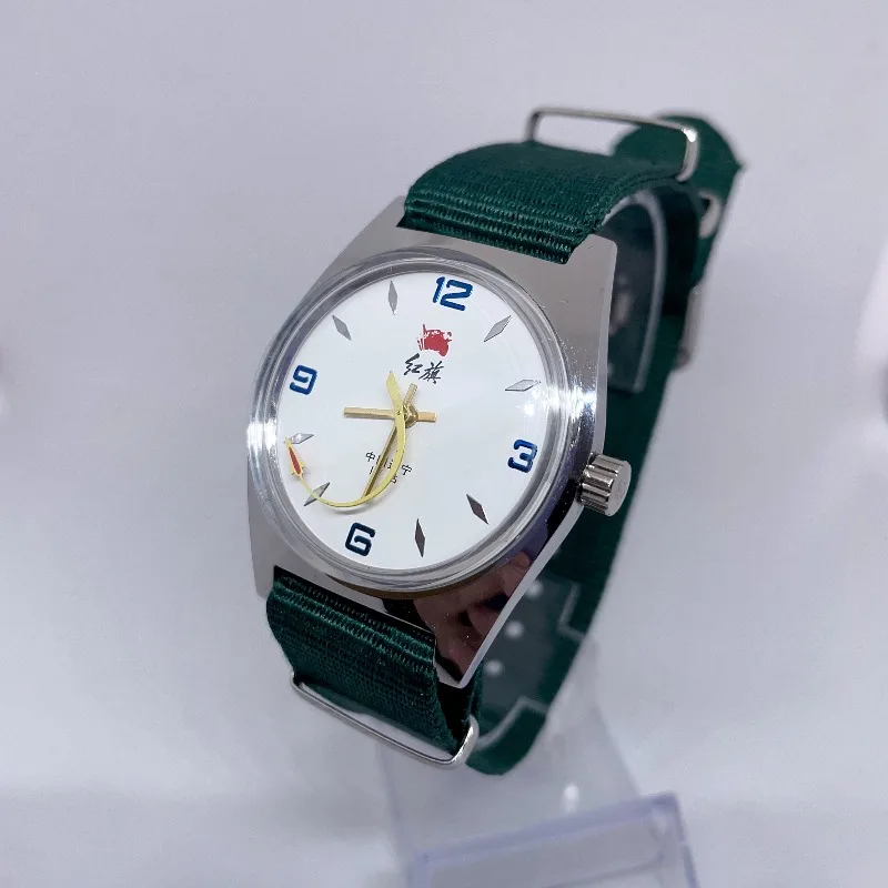 Red Flag Serves The People Men’s Manual Winding Mechanical Watch 7120 Classic 19 Jewels, Liaoning Domestic Vintage view 4