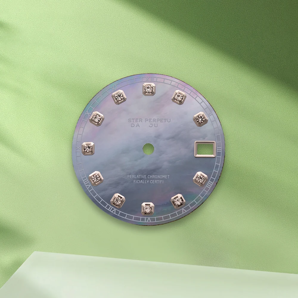 28,5 mm S Logo NH35 Diamanti Madreperla Quadrante Nessuna lancette Misura Movimento NH36 Nessun orologio luminoso Accessori per la modifica