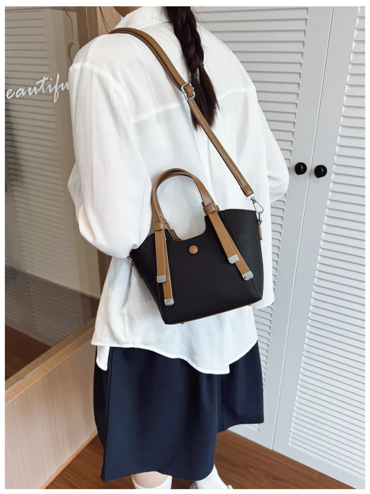 

2025 Large Capacity Women's Crossbody Bag, Genuine Leather Multi-way Shoulder Tote, Vintage Chic Work Purse for Office