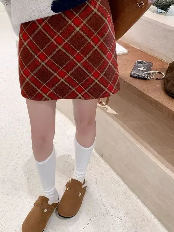 

Cisas Plaid Thiened Woolen Skirt Women's High Waist A-Line Skirt New Year's Aosphere Red id Pattern f-length
