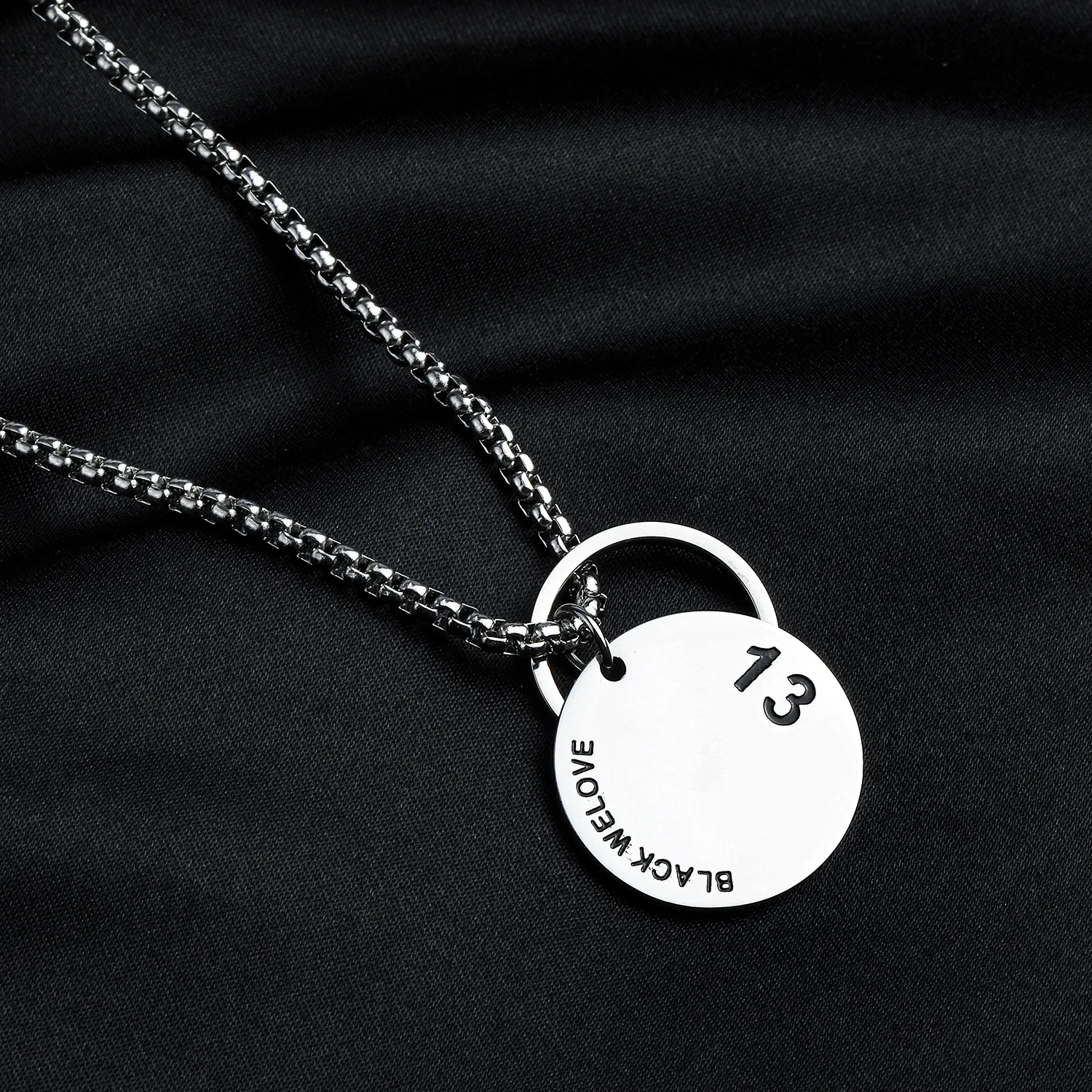 

Stainless Steel 1314 Round Plate Pendant Personalized Hip Hop Punk Style Jewelry Necklace Necklace Couple Friendship Gift