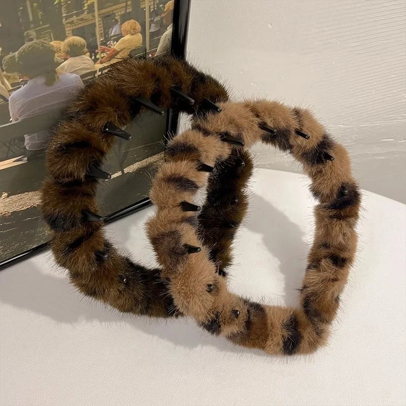 

10PCS Leopards Faux Fur Wrapped Teethed Plastic Headbands for Women Girls Non-slip Velvet Hair Hoops Winter Hairbands