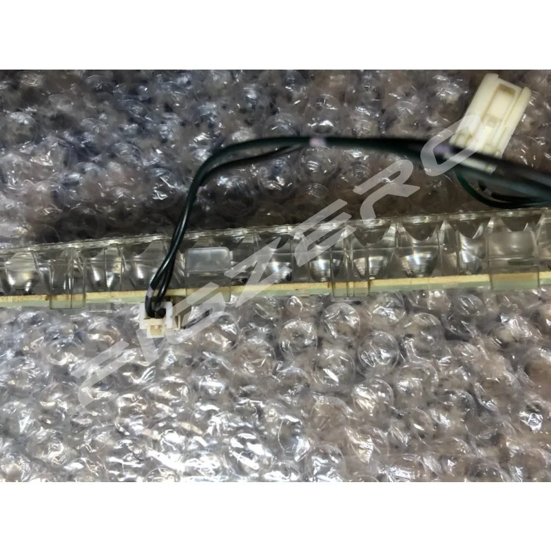 For Toyota Crown 2008-2014 High-mounted Stop Lamp Crown Rear Window Brake Light 81570-0N030